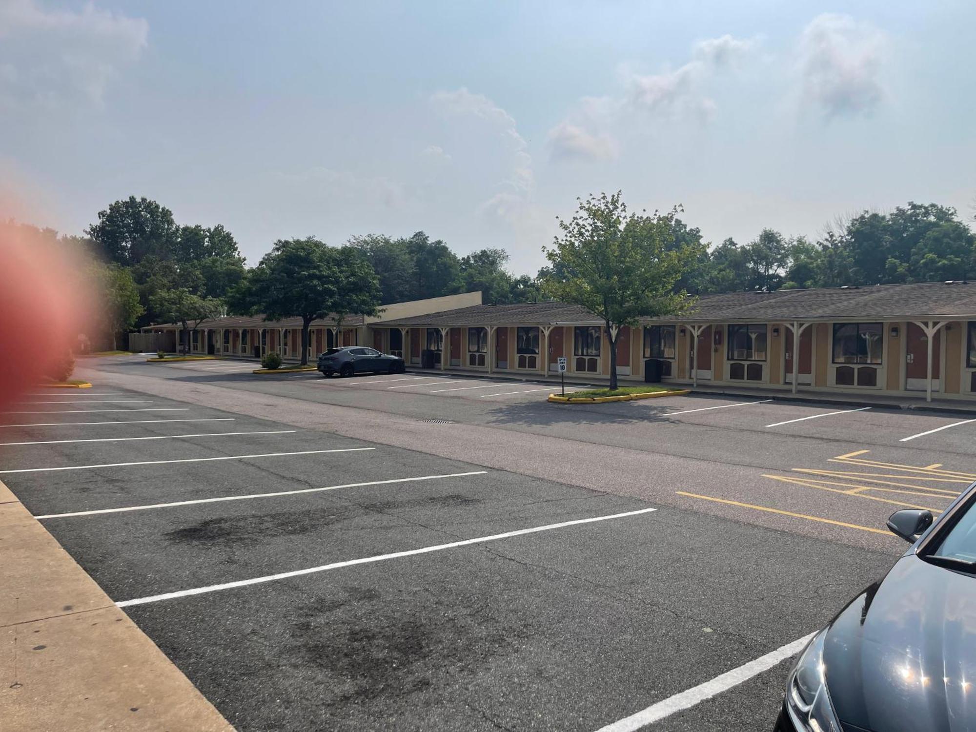 Superlodge New Castle Exterior photo